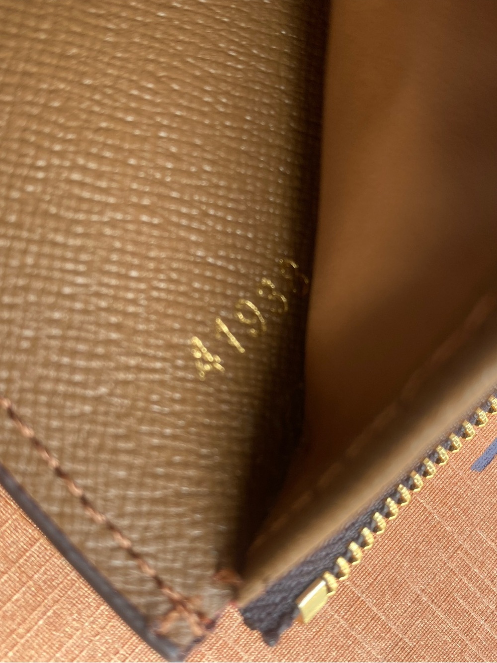 ✨ Luxury Inspired Monogram TriFold Wallet - Picture 5 of 11